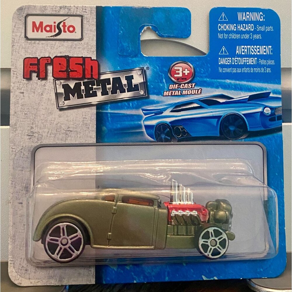 Maisto Fresh Metal Die-Cast Car Olive Green For Ages 3+
